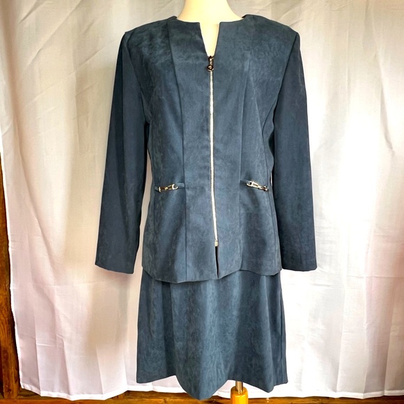 Jessica Howard Dusty Blue 2 Piece Skirt Suit - Picture 2 of 10